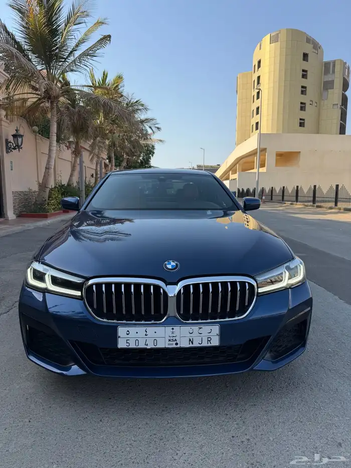 bmw530i فل كامل كيت ام بودي وكالة موديل 2023 البيع (147000) 10