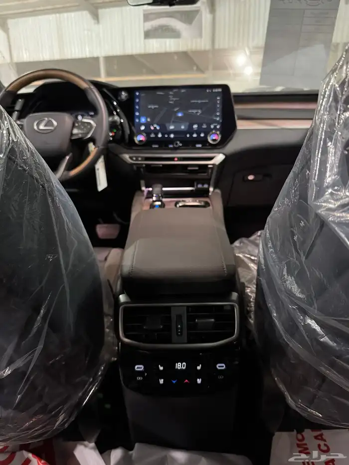 لكزس RX350 فئة BB بنزين 2025 12