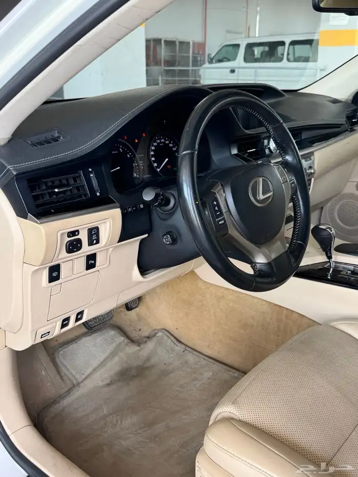 لكزس ES 6 سرندل 2015 وكاله 26