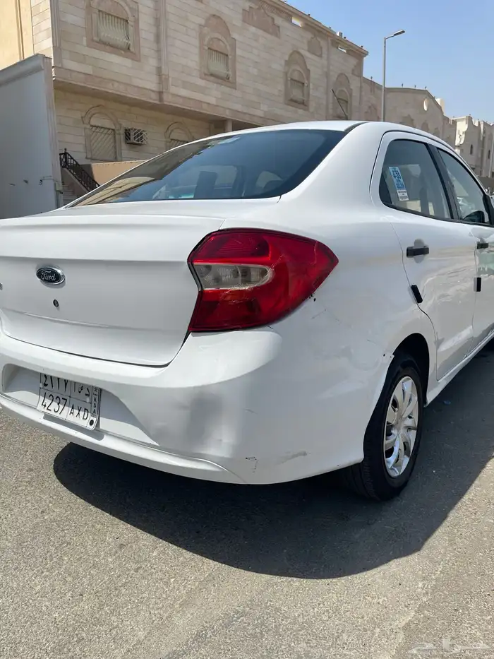 سيارة فورد فيجو 2018 6