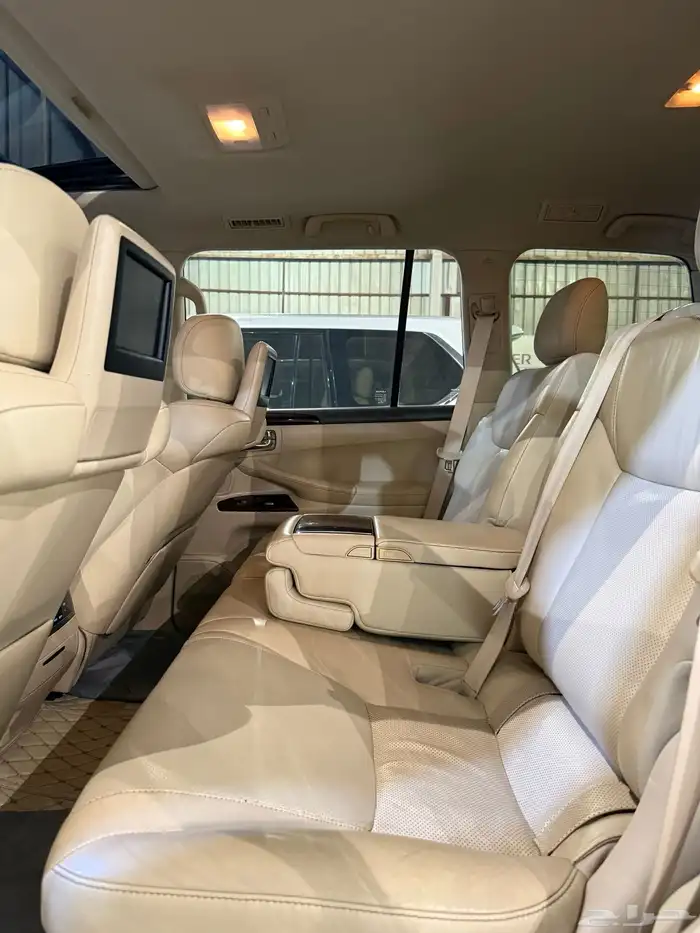 جيب لكزس 2015 LX570 فل كامل 12