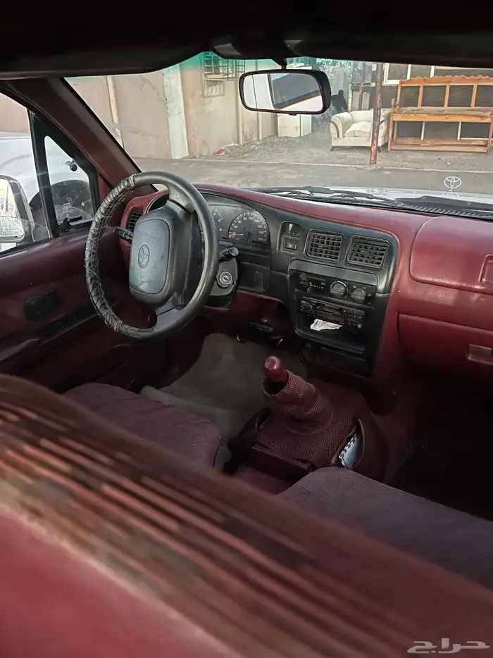 هايلكس نضيف موديل السياره 1999 10