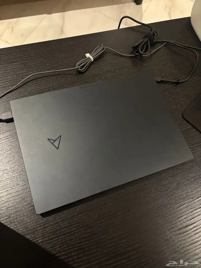 Asus zenbook 14 OLED استخدام خفيف 3