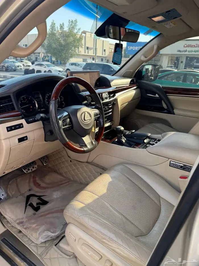 لكزس lx570 2017 2