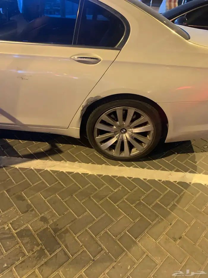 بي ام 730 2010 10
