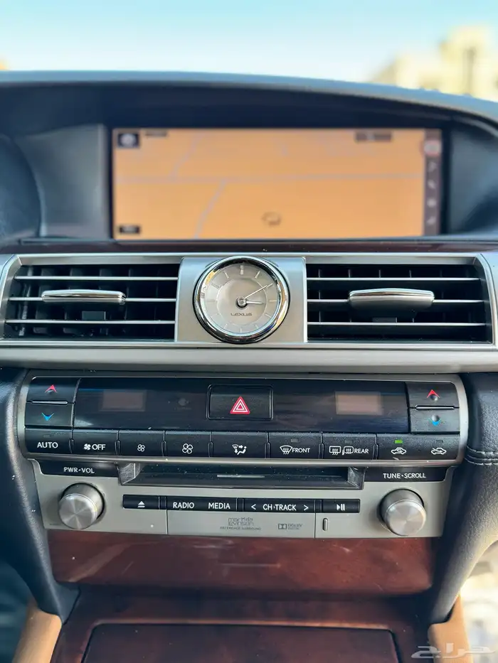 لكزس LS460 L 2016 11