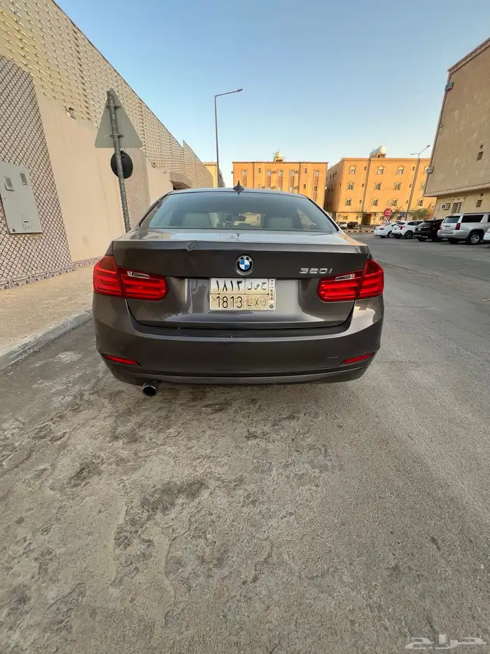 2015 BMW 320i 8