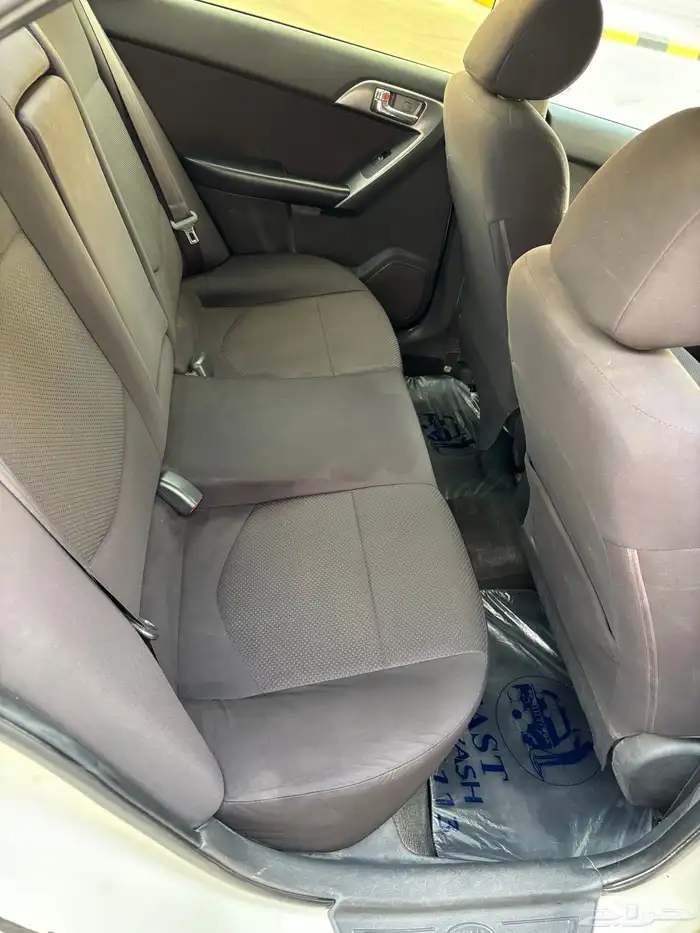 Kia cerato 2013 8