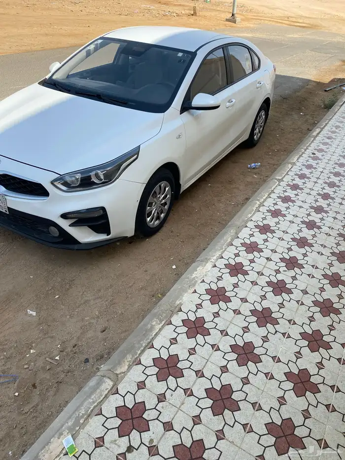 كيا سيراتو. مديل 20 0