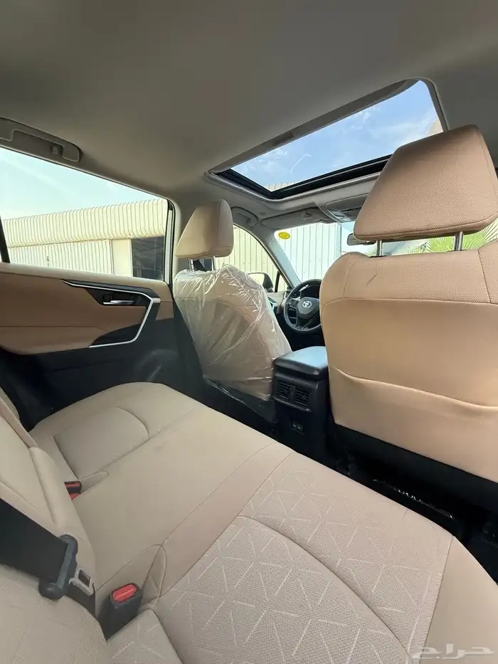 تايوتا راف فور2025 9