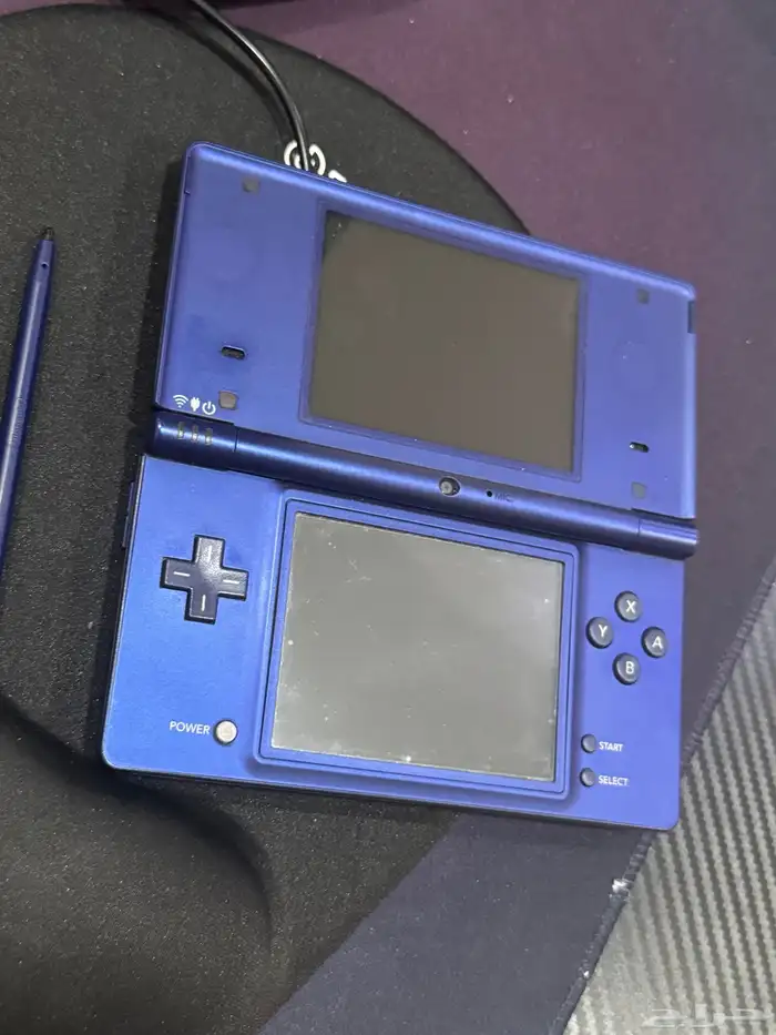 nintendo dsi مهكر للبيع من البحرين. يوجد توصيل للخليج 1