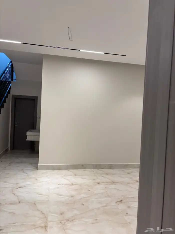 للبيع فيلا راقيه بسعر معقول 750 وجودة عاليه وتشطيب راقي 11