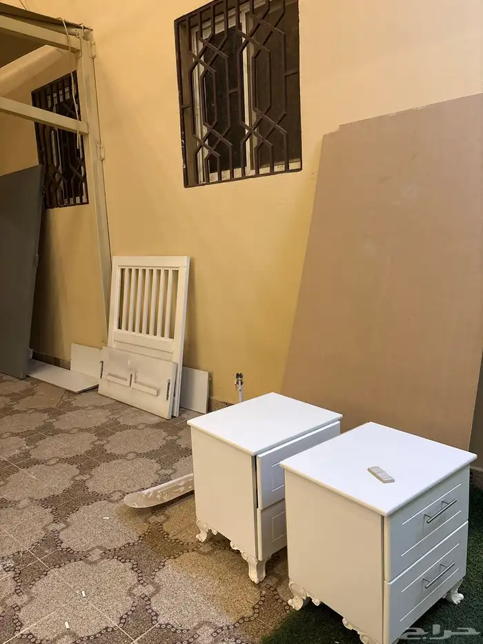 اللبيع غرفة نوم كامله و مجموعة اغراض و جاكوزي 0