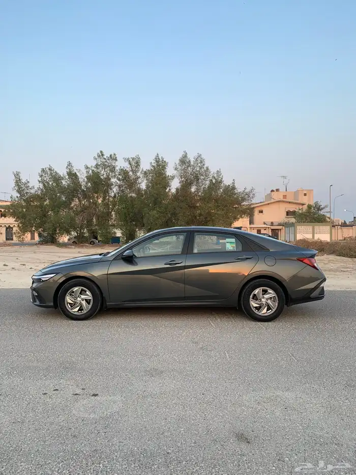 هونداي انترا 2024 3