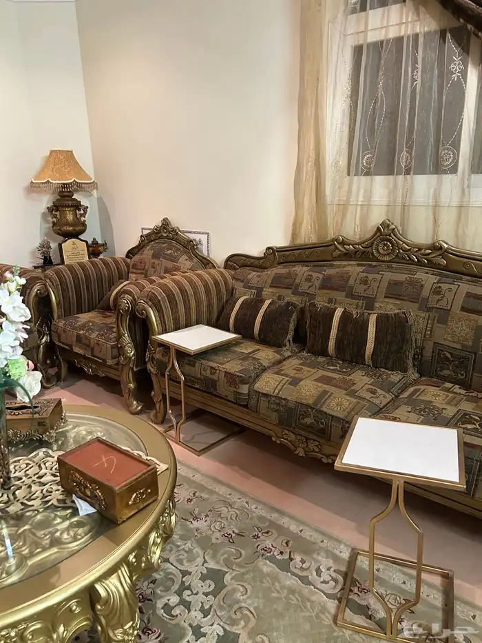 كنب نظيف تم التخفيض الى 800 2