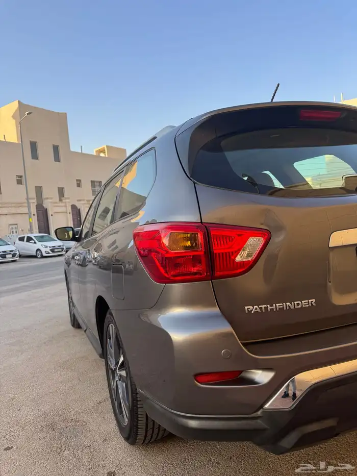 نيسان باثفندر SV 2018 4