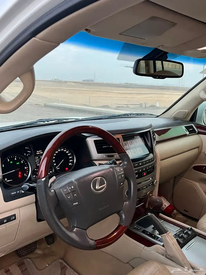 لكزس LX 570 بريمي فل كامل DD 10