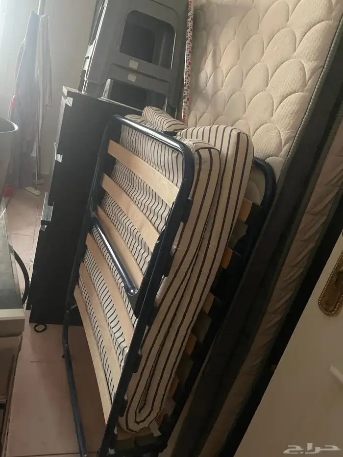 بوتوغاز مع فرن وادراج وسرير مع مرتبة 3