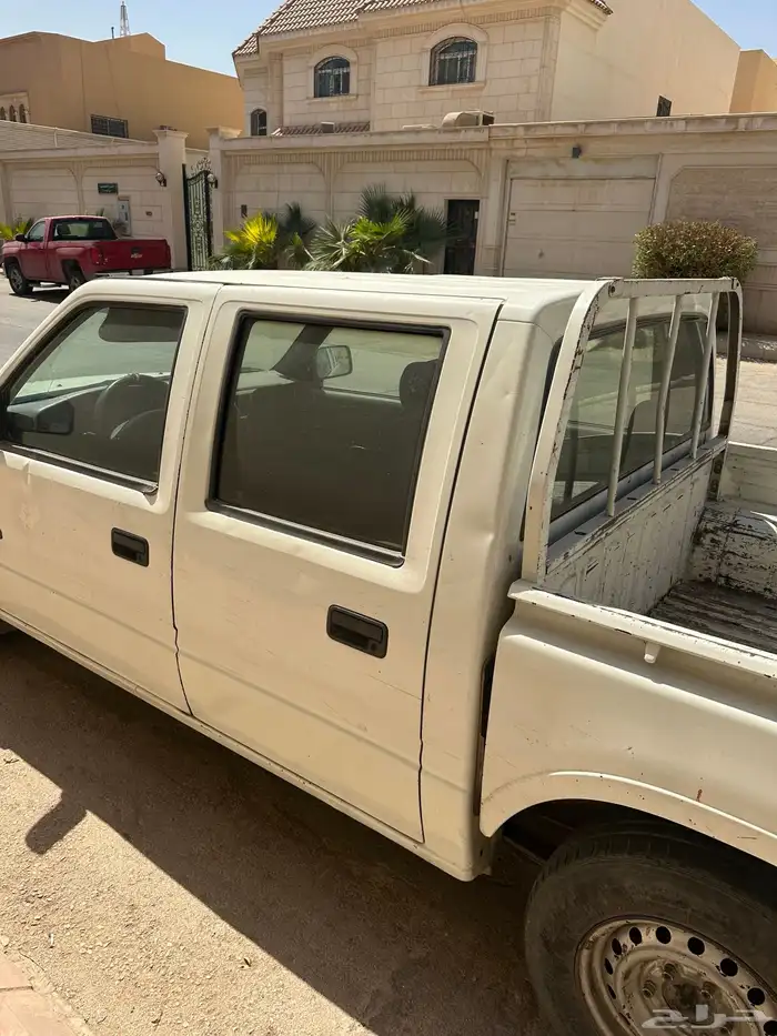 ايسوزو2002 ديزل غمارتين 0