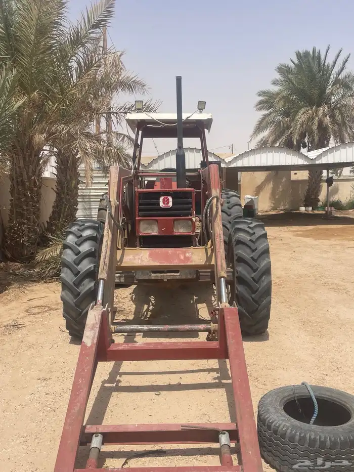 حراثه معها شوكه وبكت موديل 2003 نوع فيات 2