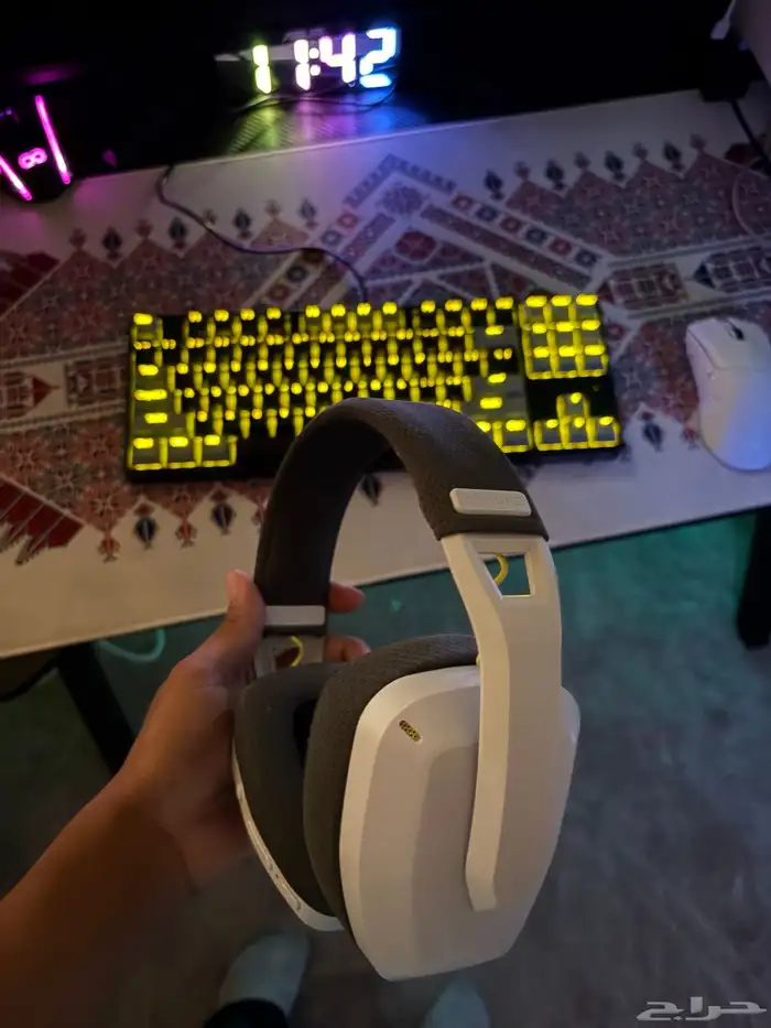 بي سي للبيع مع ملحقاته 3