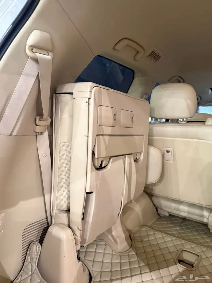 جيب لكزس 2015 LX570 فل كامل 25