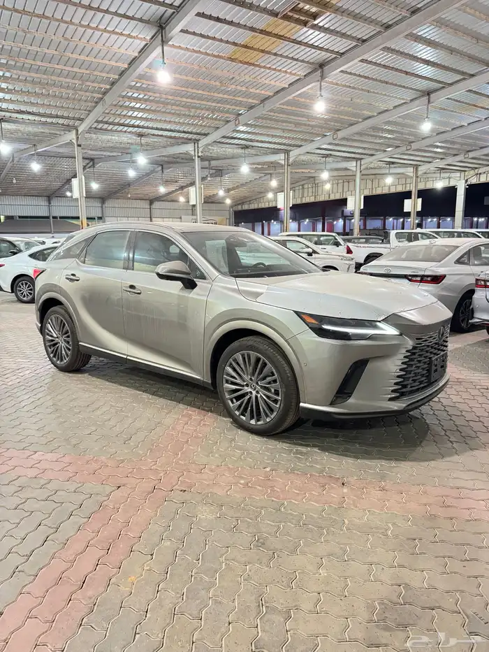 لكزس RX350 فئة BB بنزين 2025 1