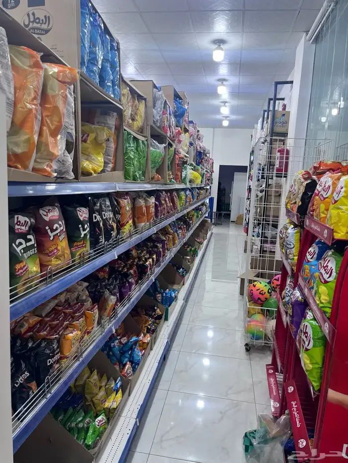 بقاله في محطة الدريس للتقبيل 1