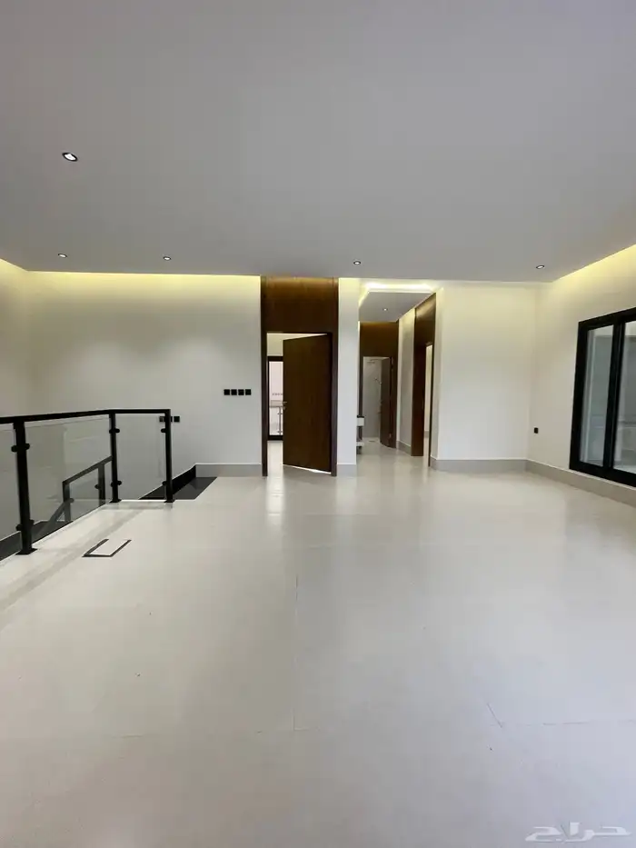 للبيع فيلا دورين وملحق بتصميم عصرى حى الضيافه 30