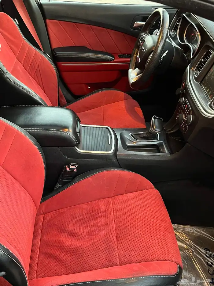 دوج تشارجر SRT 8