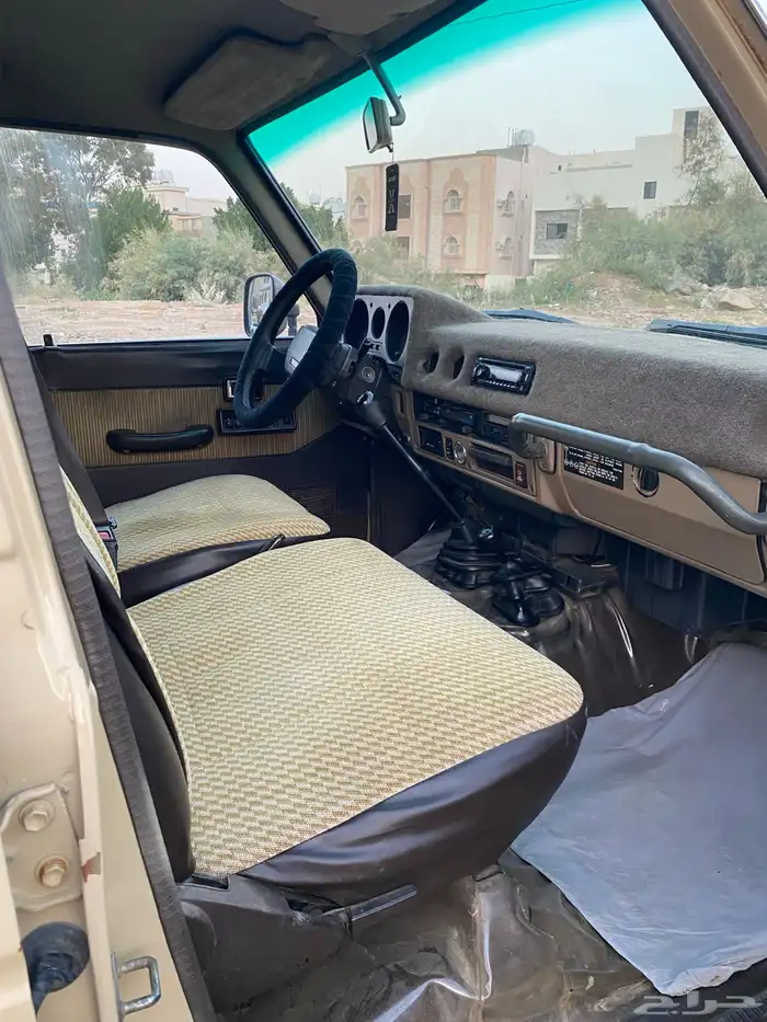 جيب لاندكروزر 1986 للبيع 19