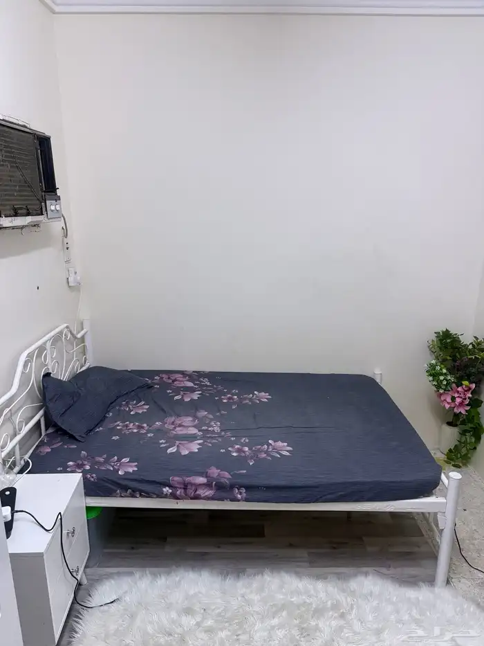 اثاث شقة كاملة شبه جديدة ونظيفة للبيع 4