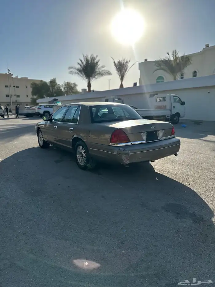 كراون فكتوريا فل كامل مواصفات خاصة موديل 2003 مالك اول 2