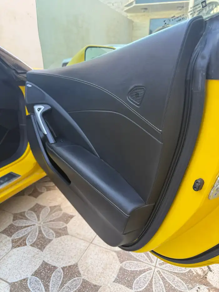للبيع corvette c7 z51 3lt 2014 33