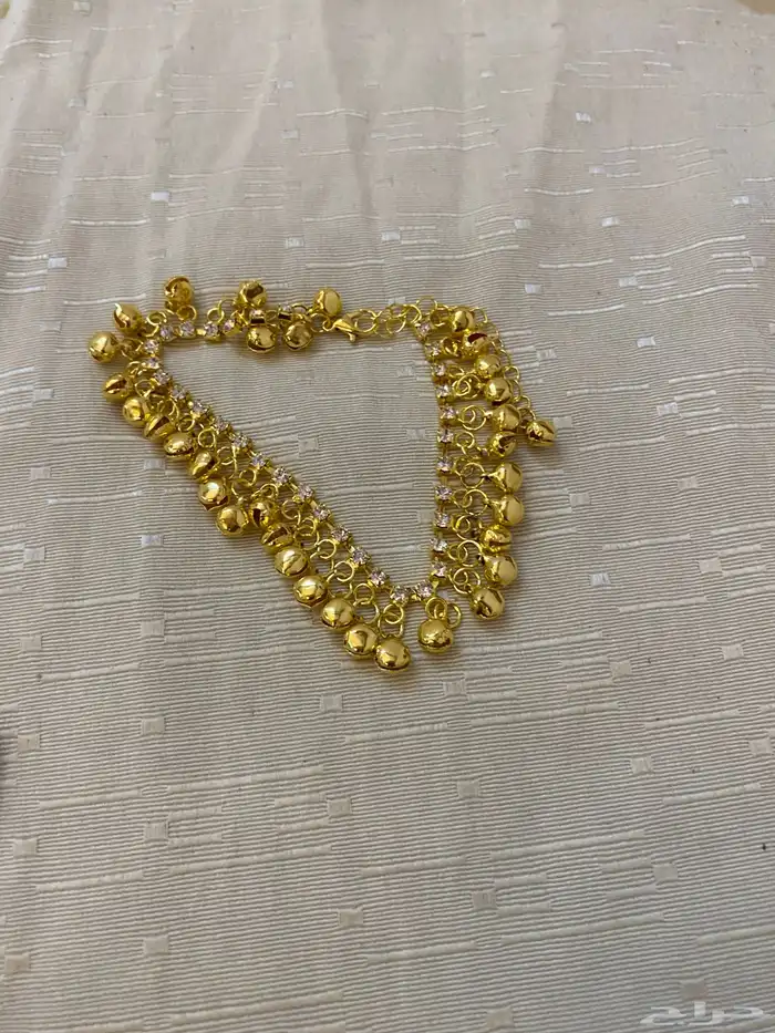 ساعات ونظارات 1