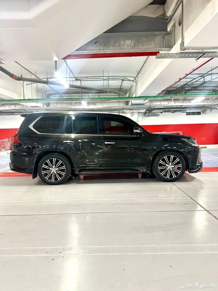 لكزس 2018 LX فل مواصفات S 4