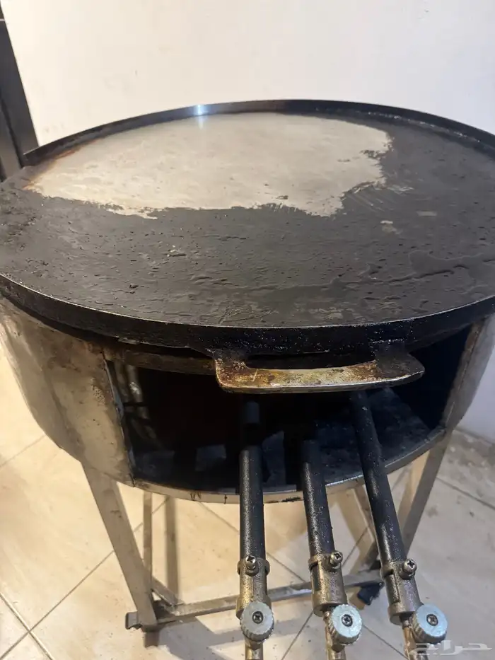 عجانه 35 سووري وصاج فطاير ثلاثه شعلات للبيع كامل ب2500 تعمل 0