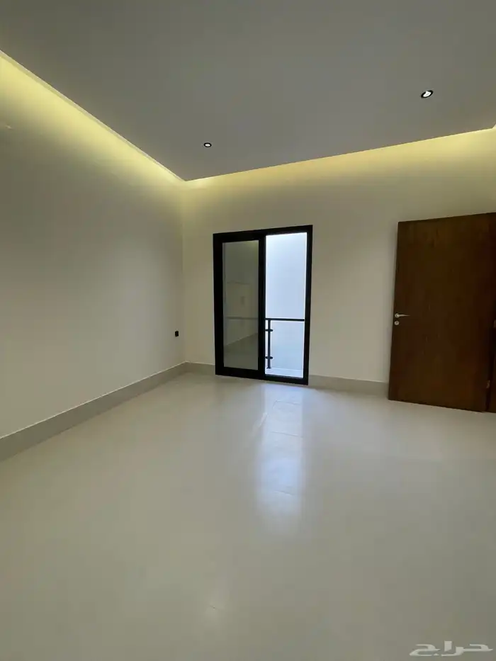 للبيع فيلا دورين وملحق بتصميم عصرى حى الضيافه 28