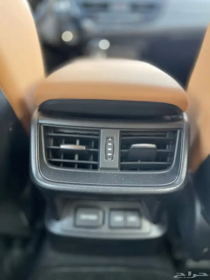 لكزس-ES300h-2023(ممشي86الف) 16