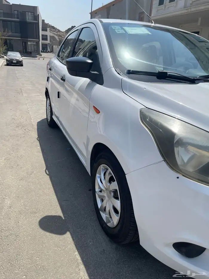 سيارة فورد فيجو 2018 5