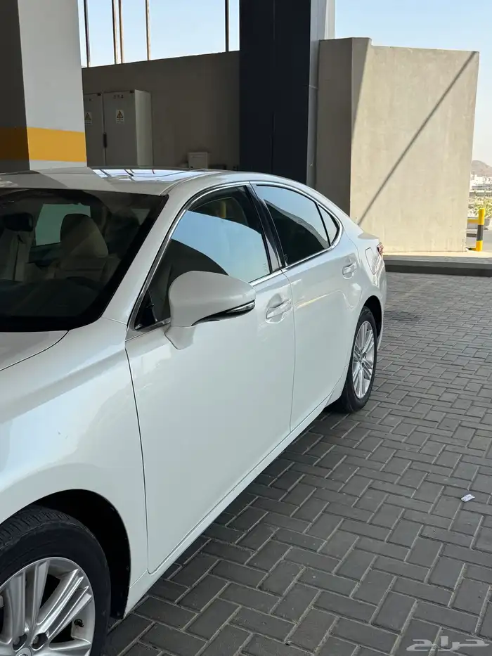 لكزس ES 6 سرندل 2015 وكاله 18