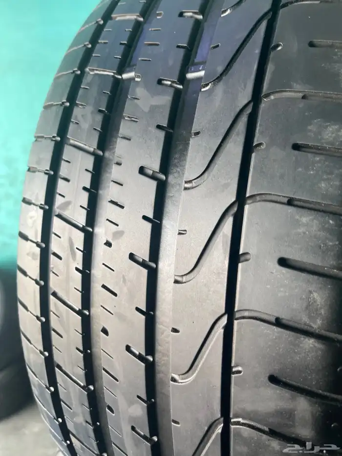 طقم كفرات برلي رنج روفر 285 40 22 2