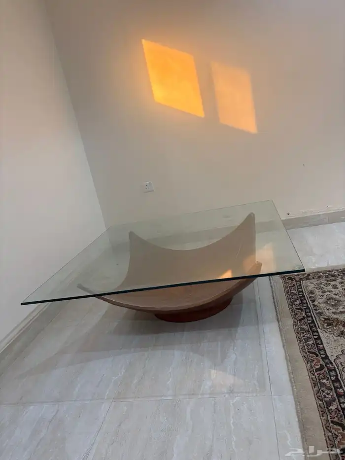 طاوله فخمه من سيتي دبليو 0