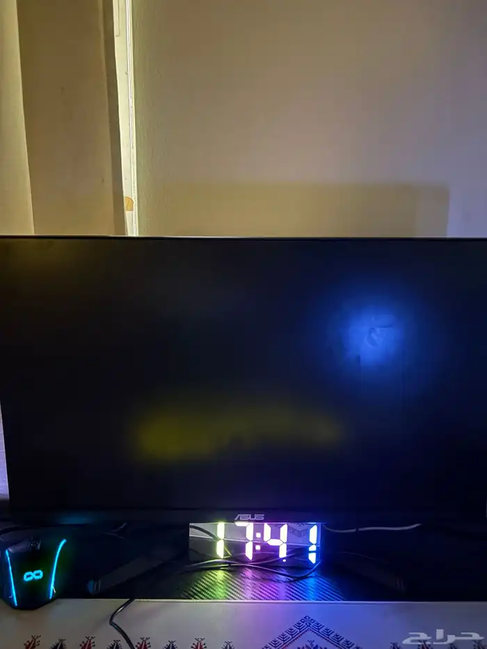 بي سي للبيع مع ملحقاته 0