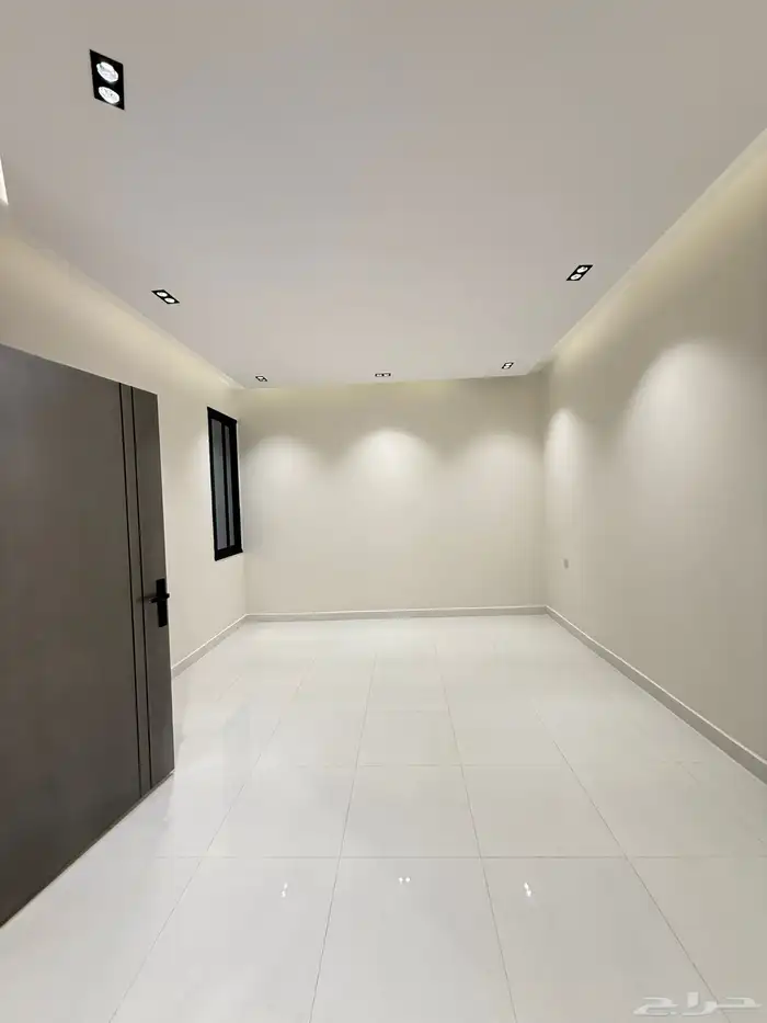 للبيع شقق سكنيه فاخرة بحى المعارض طريق الخميس ابها 47