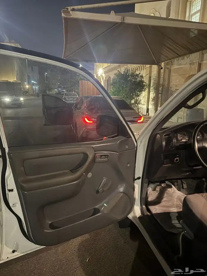 لاندكروزر جي ستاندر 2000 8