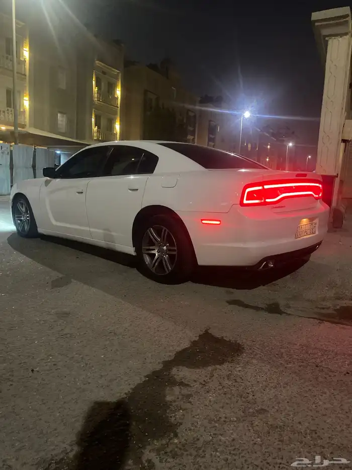 دوج تشارجر 1