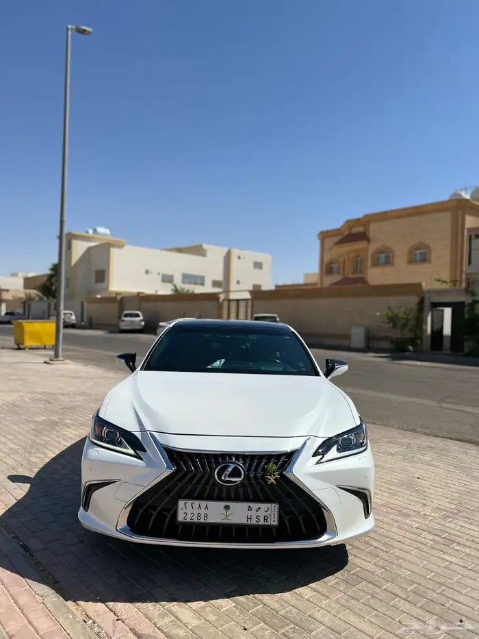 لكزس 2023 ES350 فئة CC ممشى 60 ألف 5