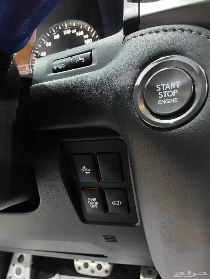 للبيع لكزس LX570 بلاك اديشن 2021 خليجي عداد 143 الف 22