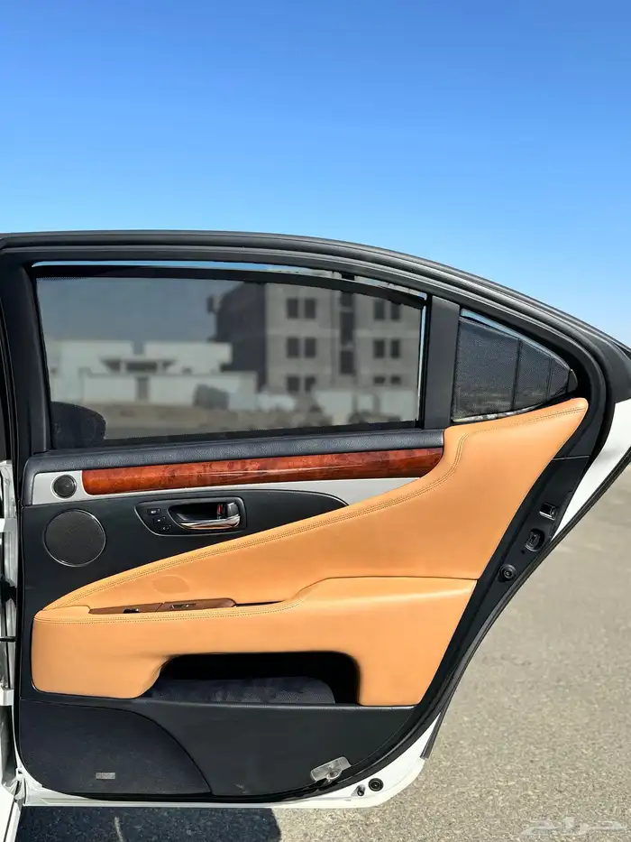 لكزس LS460 L 2016 12